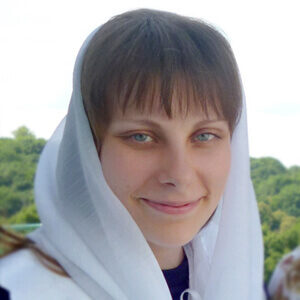Милослава Юрьевна – преподаватель церковного вокала по Skype