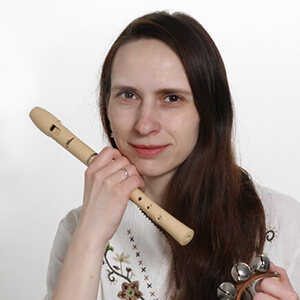 Евгения Леонидовна - преподаватель музыки для детей по Skype